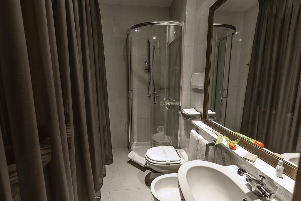Capo Horn Hotel Boario Terme Εξωτερικό φωτογραφία